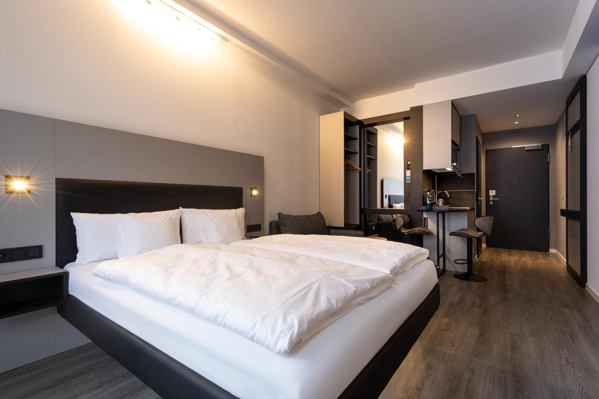 Esslingen am Neckar Ginn Apartment-Hotel Stuttgart-Esslingen מראה חיצוני תמונה