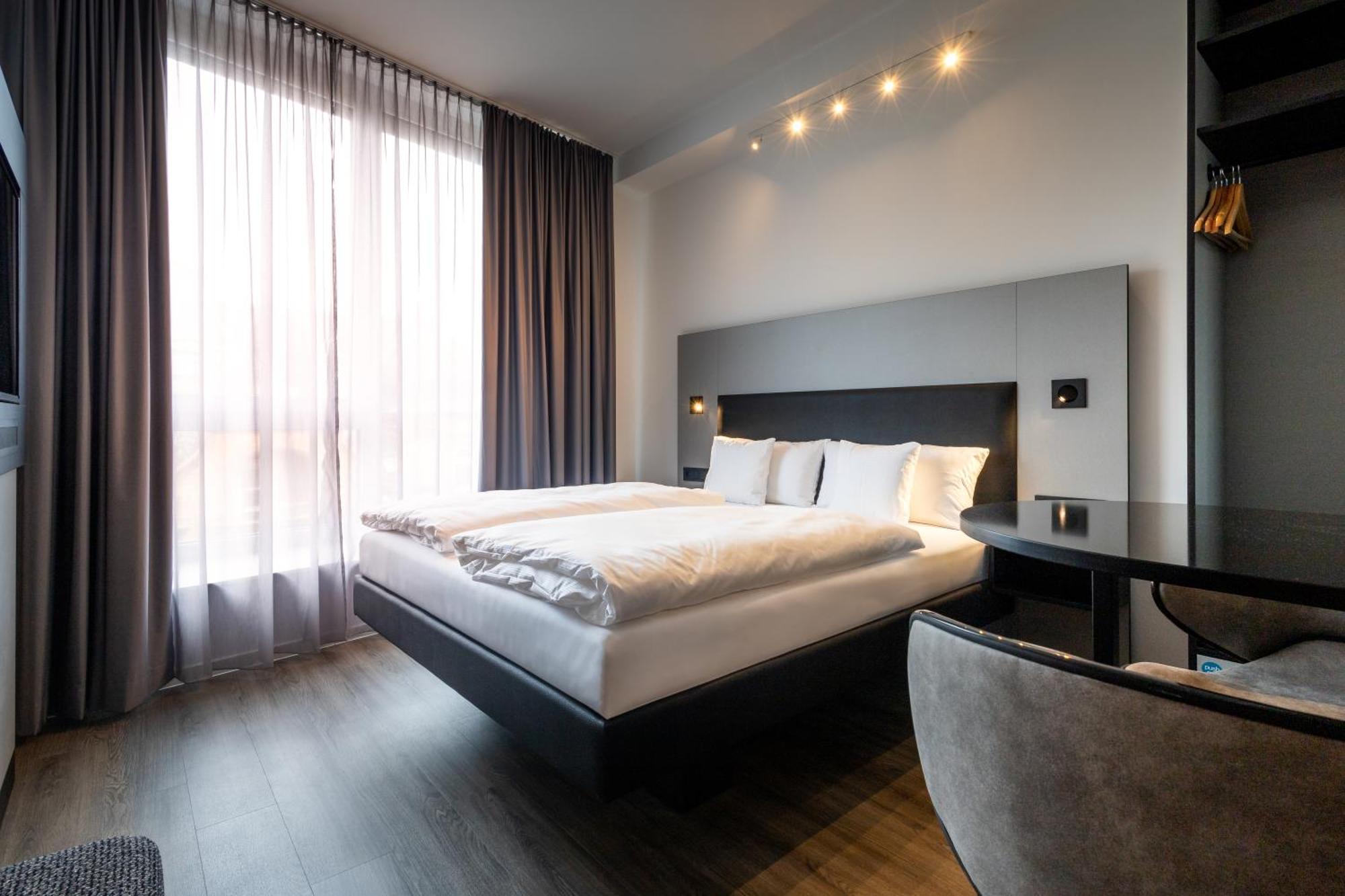 Esslingen am Neckar Ginn Apartment-Hotel Stuttgart-Esslingen מראה חיצוני תמונה