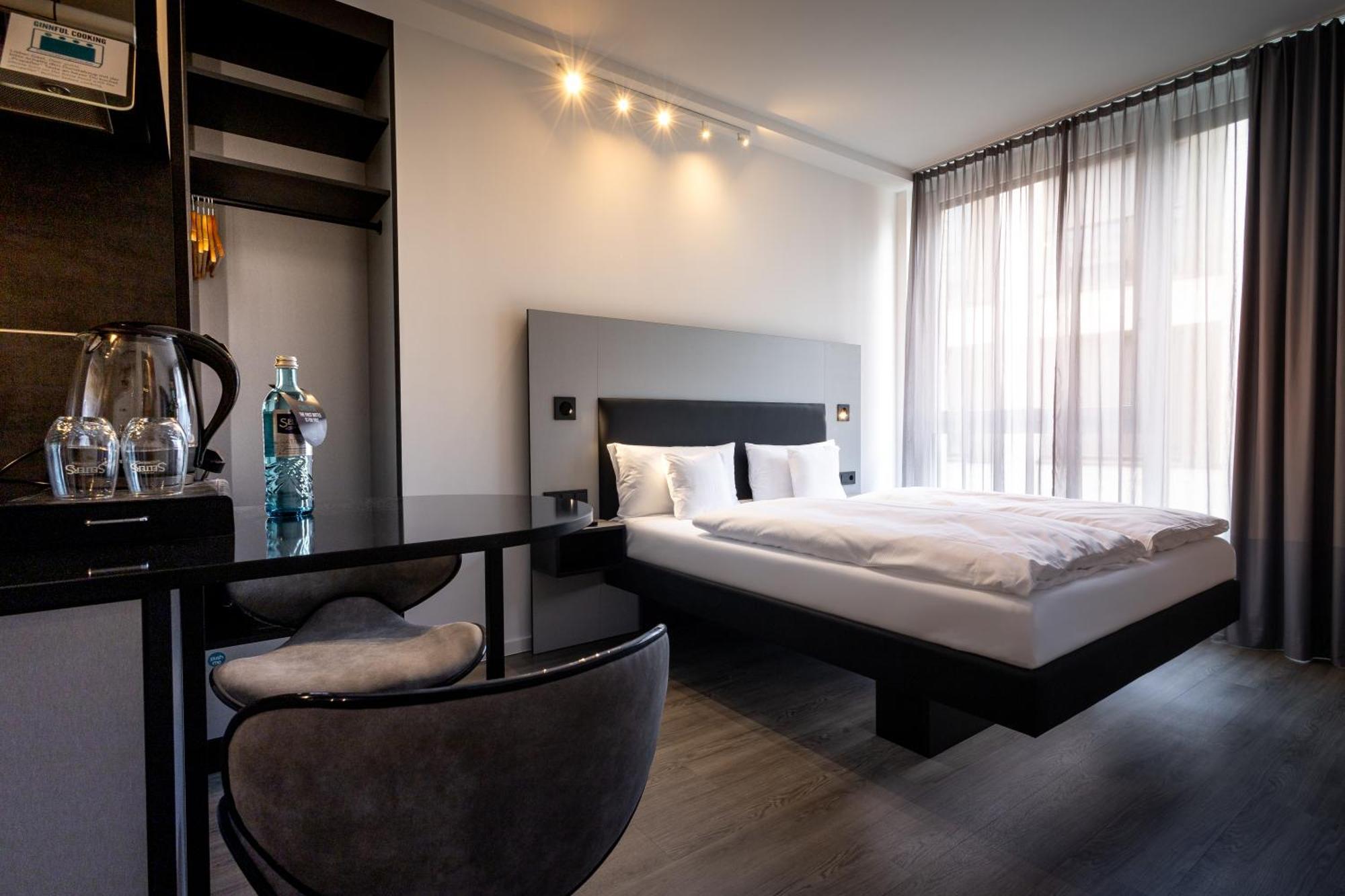 Esslingen am Neckar Ginn Apartment-Hotel Stuttgart-Esslingen מראה חיצוני תמונה